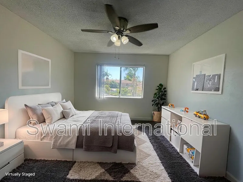 2 bed, 1.0 bath, 900 sqft, $2,250 — Photo 3
