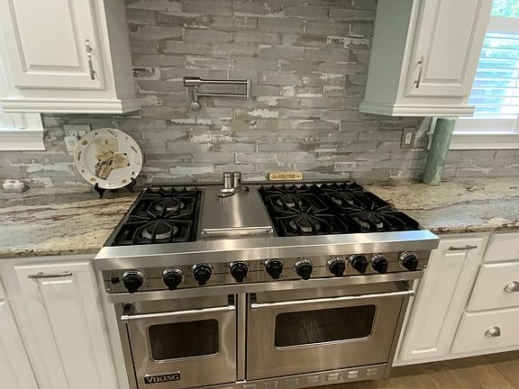 5th image of 1020 Centennial Post Ln