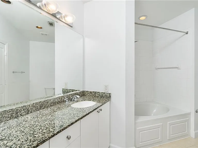 2626 Peachtree Rd NW #1008 — Photo 23