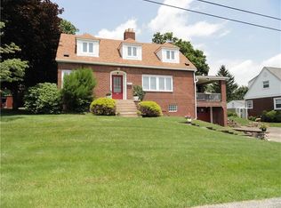 1211 9th St, Irwin, PA 15642