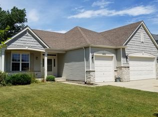 8402 64th St, Kenosha, WI 53142