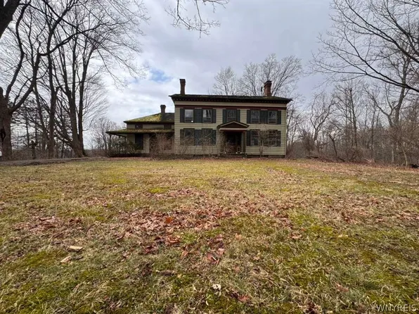 13418 Quaker St, Collins, NY 14034