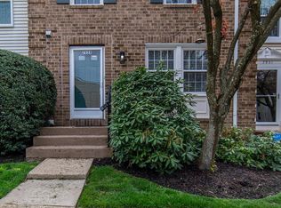 7959 Tyson Oaks Cir, Vienna, VA 22182