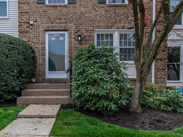7959 Tyson Oaks Cir, Vienna, VA 22182