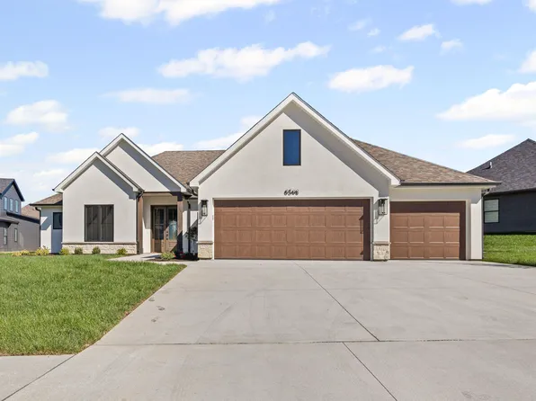 6508 Portrush Dr, Columbia, MO 65201