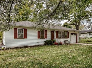 203 N Main St, Spring Hill, KS 66083