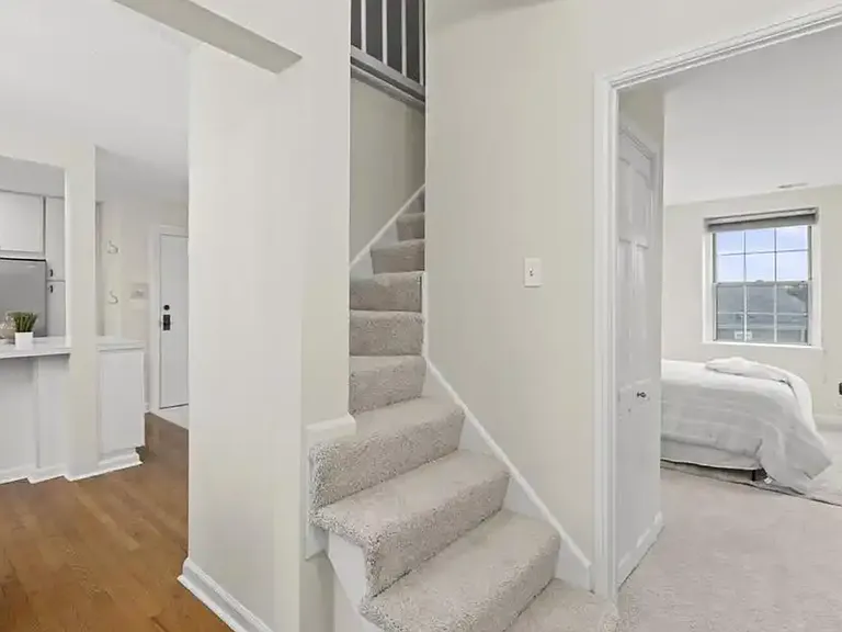 2834 S Abingdon St #C1 — Photo 5
