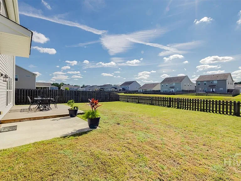 285 Willow Point Cir — Photo 30