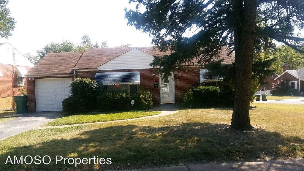 8834 Murvale Dr photo 1