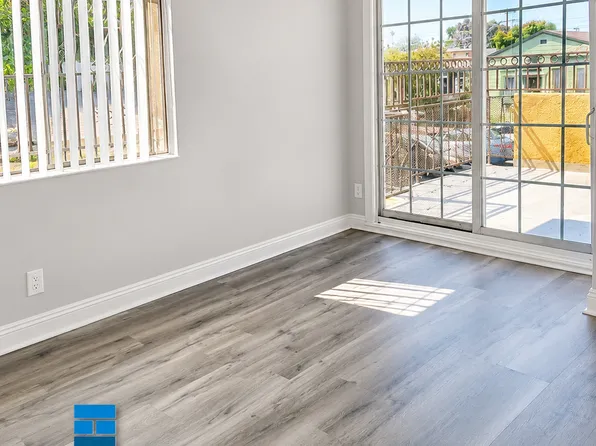 158 W 74th St, Los Angeles, CA