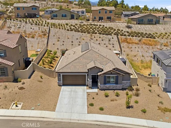 4139 Pioneer Ln, Lake Elsinore, CA 92530