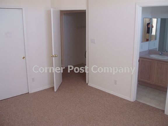 5th image of 443 Sunrise West Dr SW