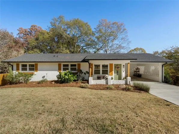 76 Skyline Dr SE, Cartersville, GA 30120