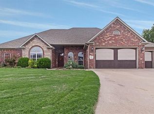 6537 Freedom Pl, Springdale, AR 72762