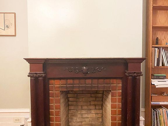 4th image of 250 W Harvey St Floor 1