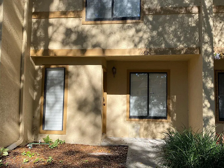 1442 Highland Ridge Cir — Photo 1