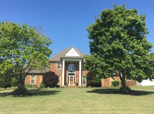 51 Silver Leaf Dr, Jackson, TN 38305