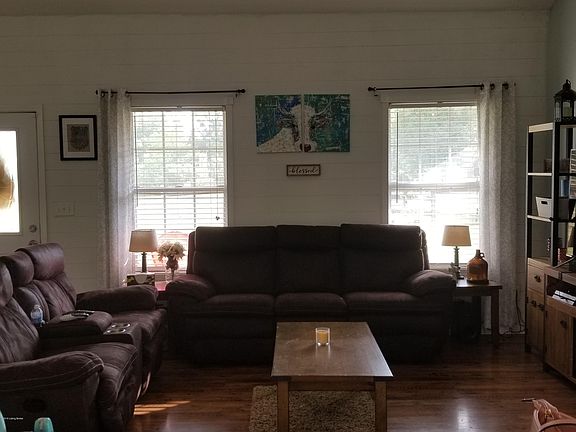 2nd image of 215 Evelyn Dr