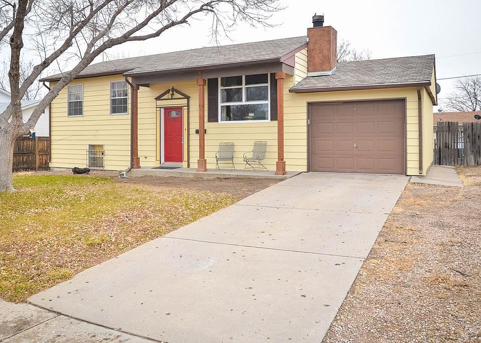 1st image of 15 Normandy Cir