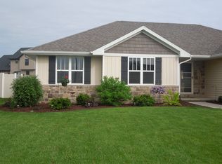 1367 Navigator Way, De Pere, WI 54115