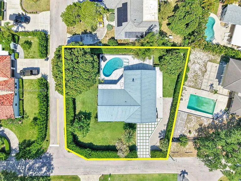 1001 NW 4th Ct — Photo 5