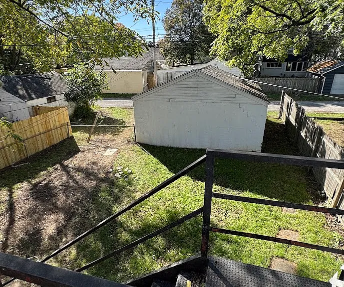 291 S Chase Ave #A — Photo 2