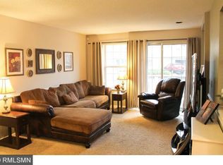 1945 Shenandoah Ct UNIT B, Minneapolis, MN 55447