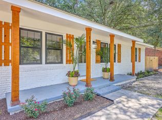 1457 Village Rd, Charleston, SC 29407