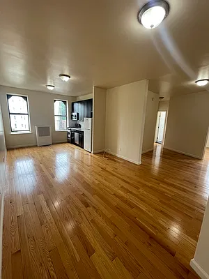 Rented by PMG Real Estate  | media 2