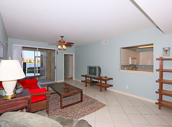 5th image of 2615 Marshcreek Ln APT 101