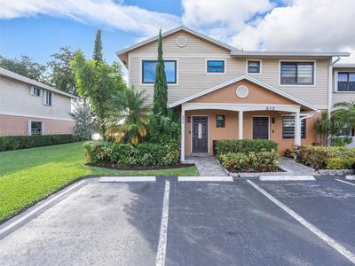 800 NW 106th Ter, Pembroke Pines, FL, 33026