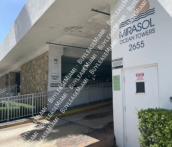 2655 Collins Ave — Photo 3