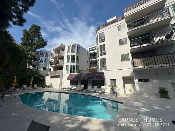 8530 Holloway Dr APT 108, West Hollywood, CA 90069
