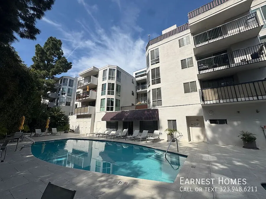 8530 Holloway Dr APT 108 photo 1