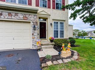85 N Savanna Dr, Pottstown, PA 19465