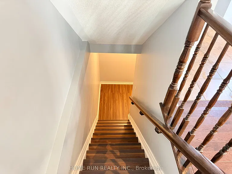 114 Glendore St — Photo 38