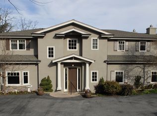 27863 Black Mountain Rd, Los Altos Hills, CA 94022