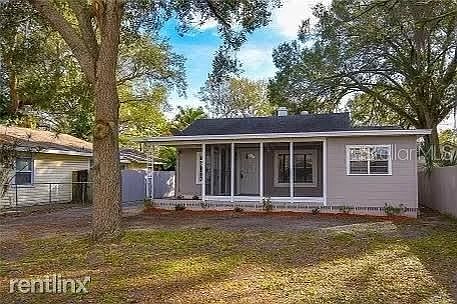 1st image of 3762R 42nd Ave N