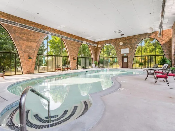 1602 Gardiner Ln APT 130, Louisville, KY 40205