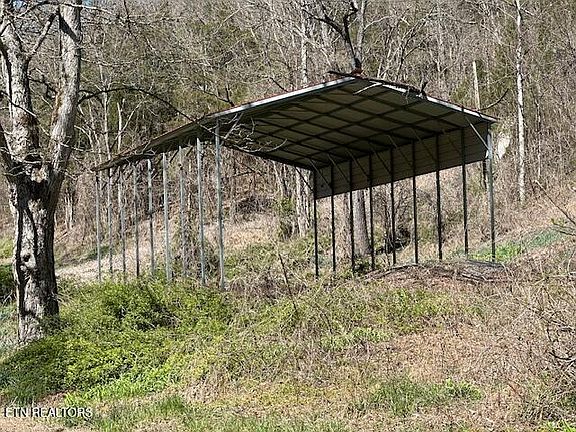 2nd image of 188 Hamblin Branch Rd