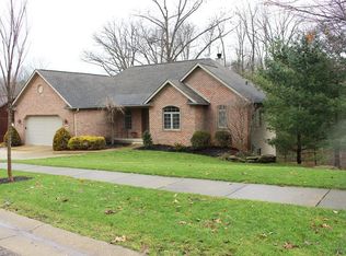 2811 Forest View Dr, Akron, OH