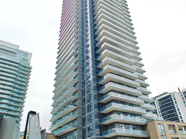 56 Forest Manor Rd #3011, Toronto, ON M2J 0E5