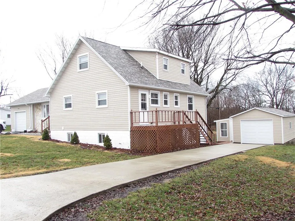 1818 Adams St photo 1