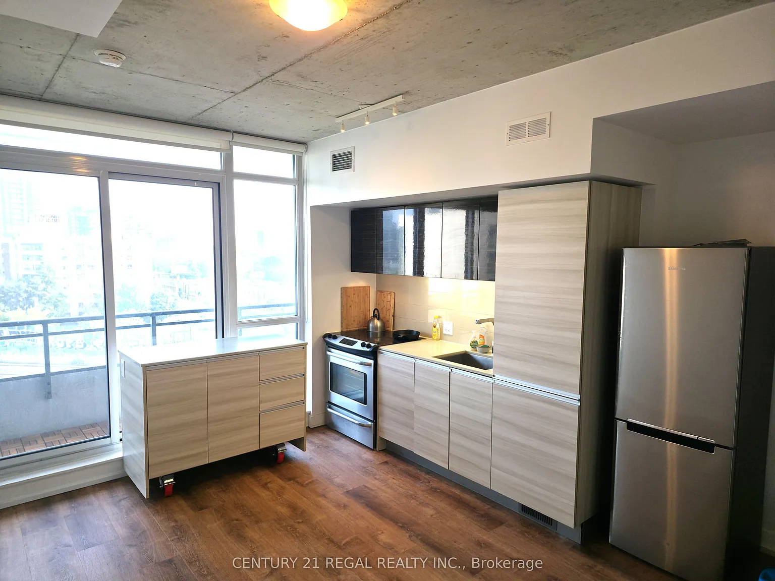 2 bed, $2,650 — Photo 4
