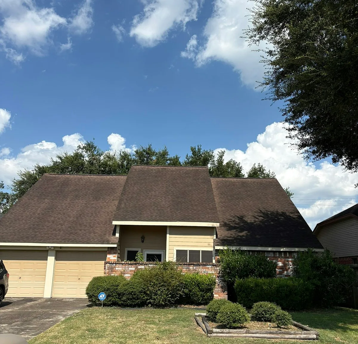 16623 Lost Quail Dr — Photo 1