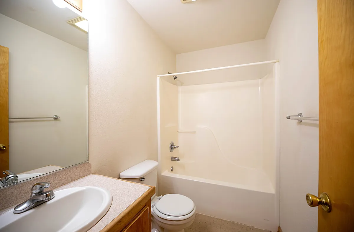 1312-Guillory-Bathroom_03292023 - 1312 Guillory St