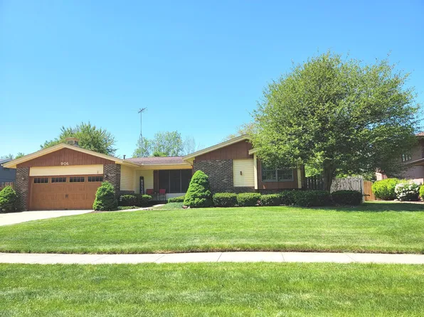 906 Lakewood Dr, Morris, IL 60450