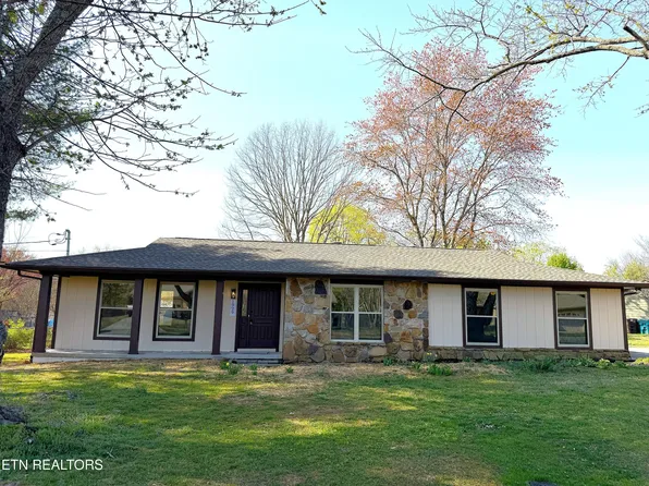 1929 Plumb Creek Cir, Knoxville, TN 37932