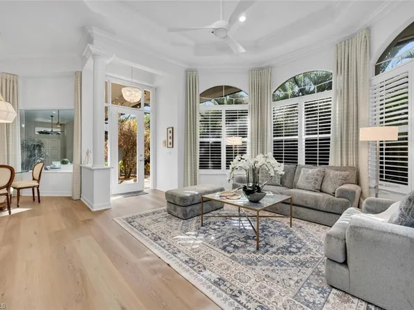 5061 Kensington High ST, NAPLES, FL 34105
