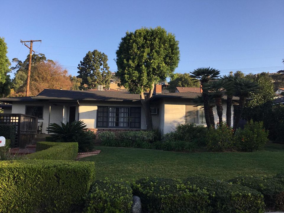 1st image of 12803 Rose Dr